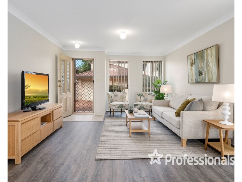 1/12 Pine Road, Casula NSW 2170