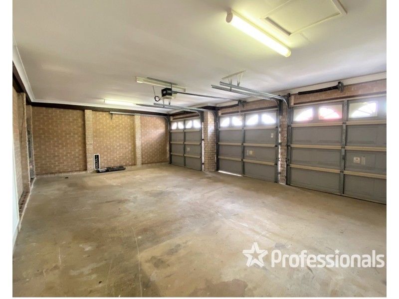 199 Leacocks Lane, Casula NSW 2170