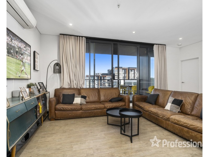 805/54 Soldiers Parade, Edmondson Park NSW 2174