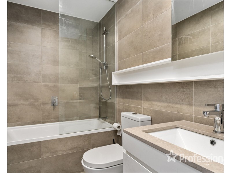 805/54 Soldiers Parade, Edmondson Park NSW 2174