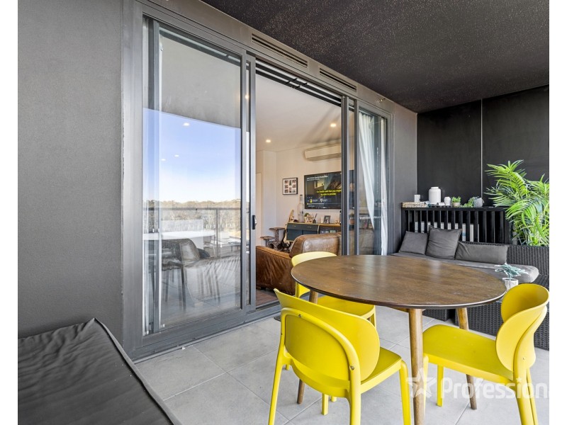 805/54 Soldiers Parade, Edmondson Park NSW 2174