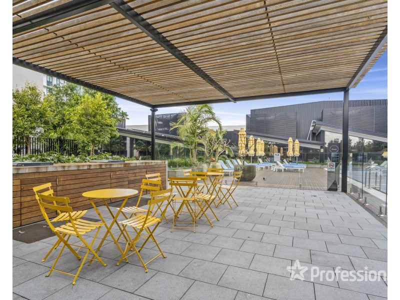 805/54 Soldiers Parade, Edmondson Park NSW 2174