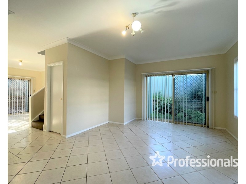 6/1-3 Kurrajong Road, Casula NSW 2170