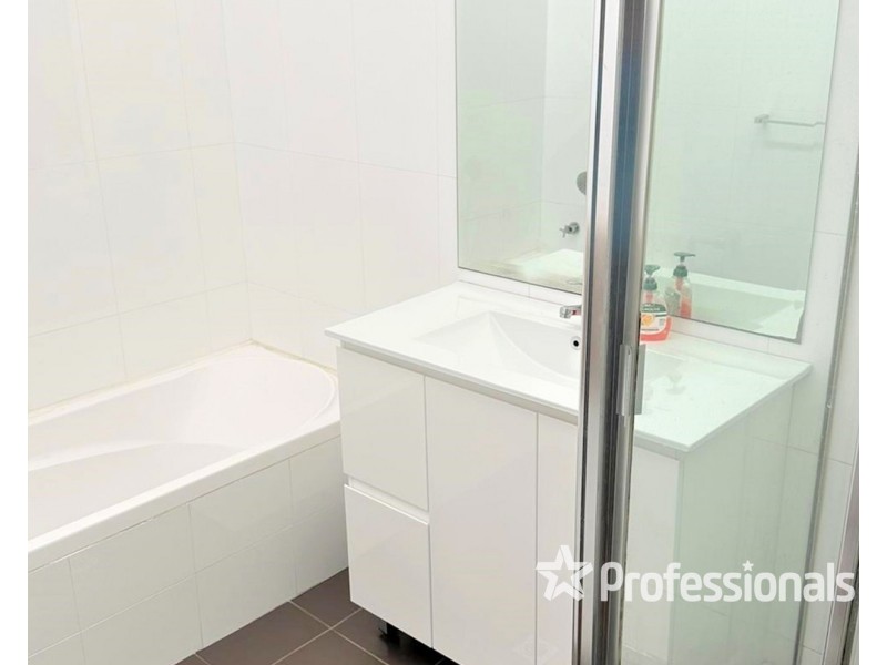 99 St Andrews Boulevard, Casula NSW 2170