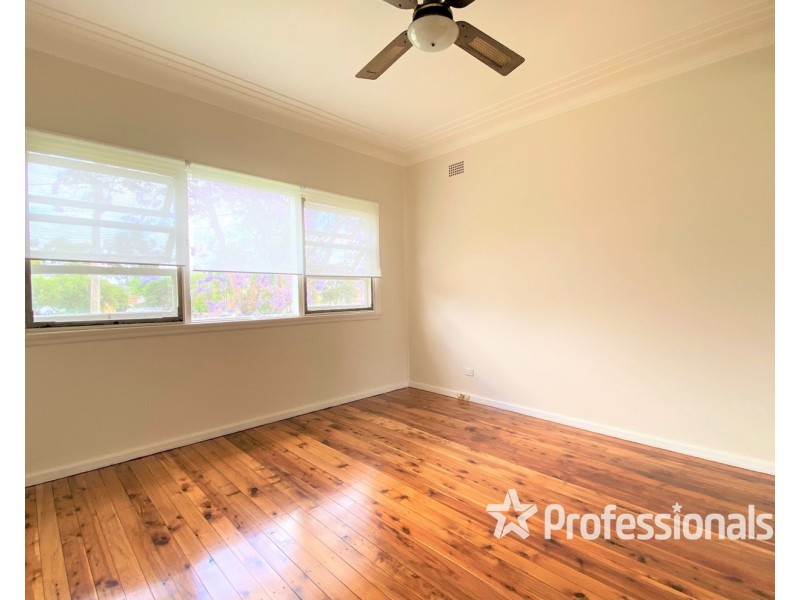 42 Holland Crescent, Casula NSW 2170