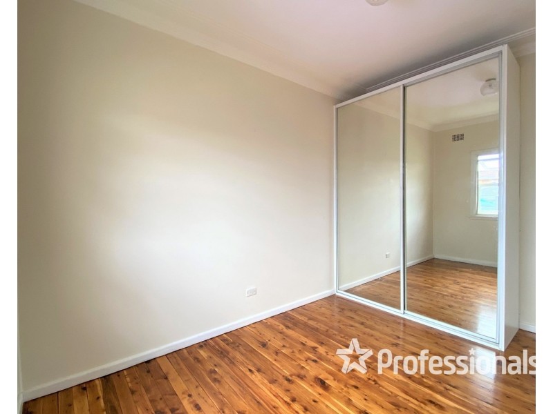 42 Holland Crescent, Casula NSW 2170