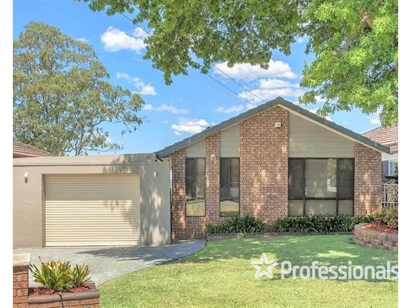 42 Canberra Avenue, Casula NSW 2170