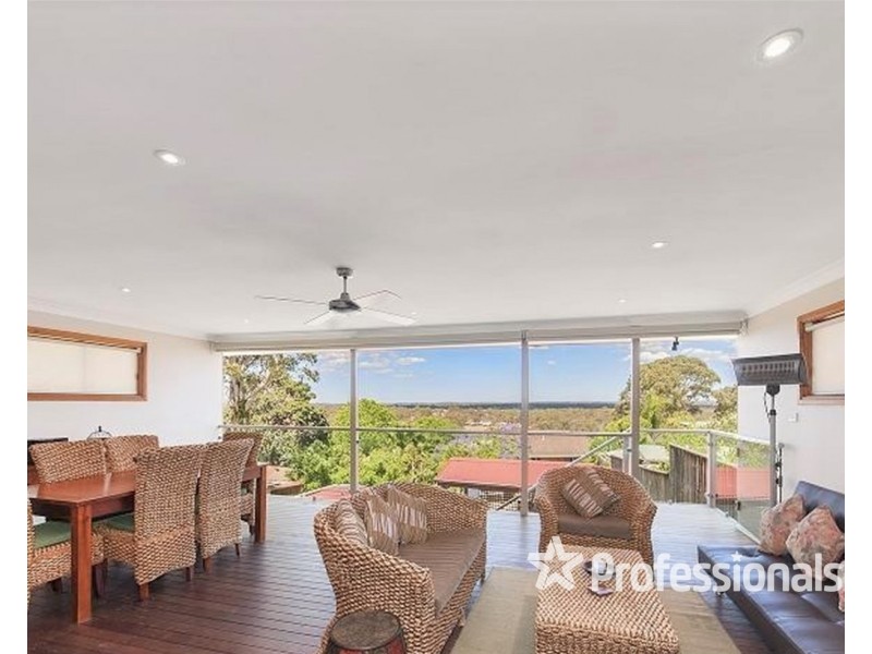 42 Canberra Avenue, Casula NSW 2170