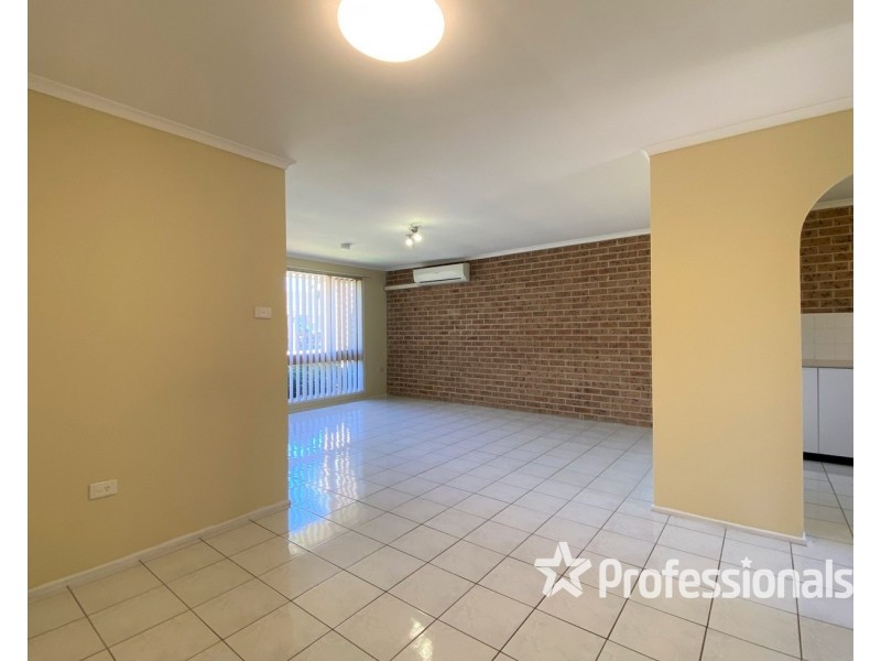 8/62 Myall Road, Casula NSW 2170