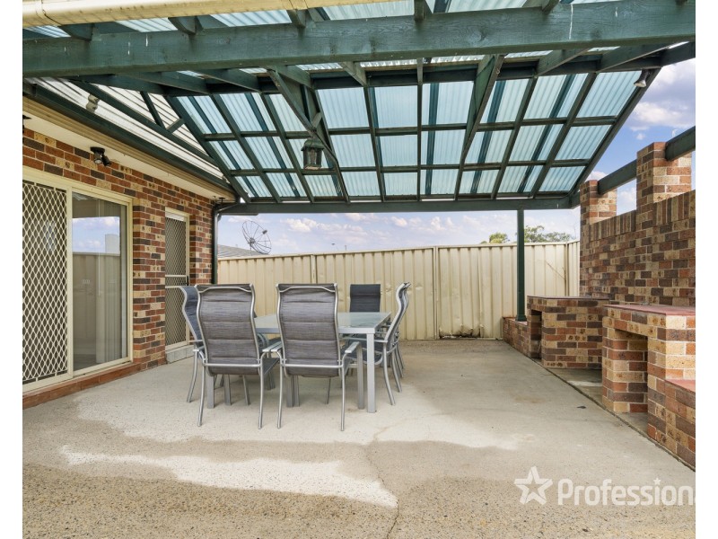 60 Box Road, Casula NSW 2170