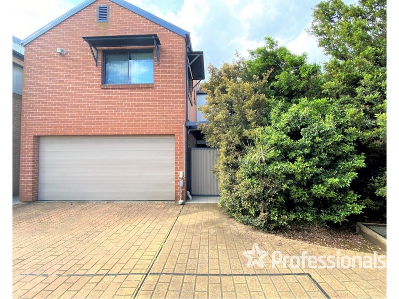 9/18 Holland Crescent, Casula NSW 2170