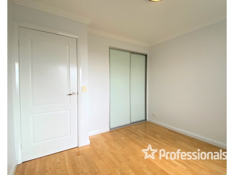 9/18 Holland Crescent, Casula NSW 2170