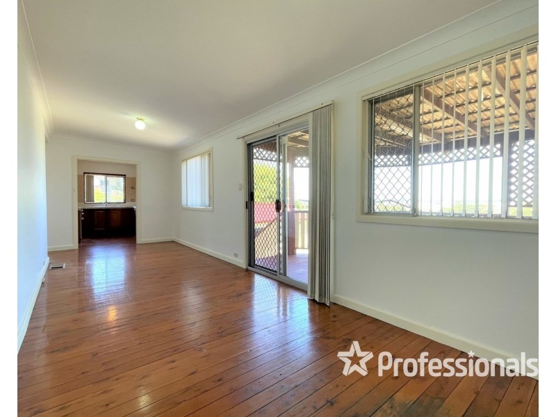 34 Marsh Parade, Casula NSW 2170