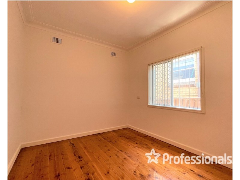 34 Marsh Parade, Casula NSW 2170