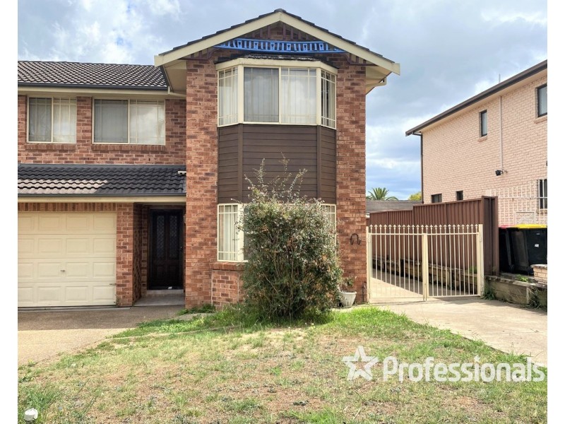 2/6 Aintree Close, Casula NSW 2170