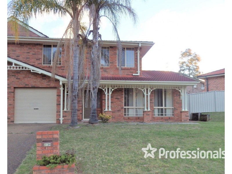 2/34 Niland Way, Casula NSW 2170