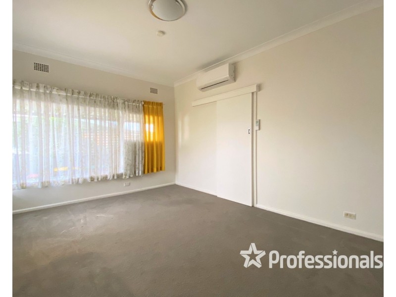 21 Graham Avenue, Casula NSW 2170