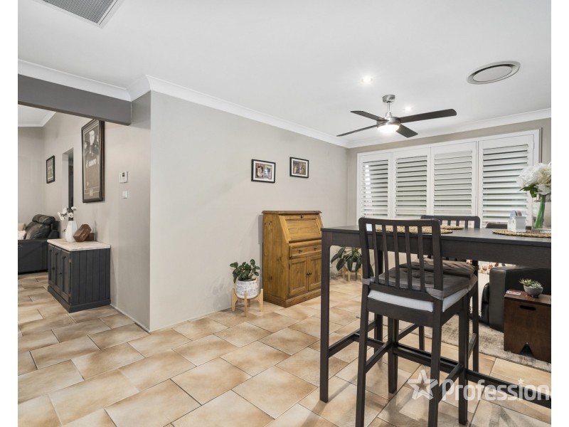 6 Strawberry Road, Casula NSW 2170