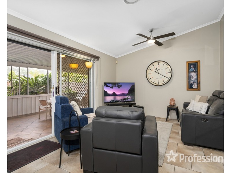 6 Strawberry Road, Casula NSW 2170