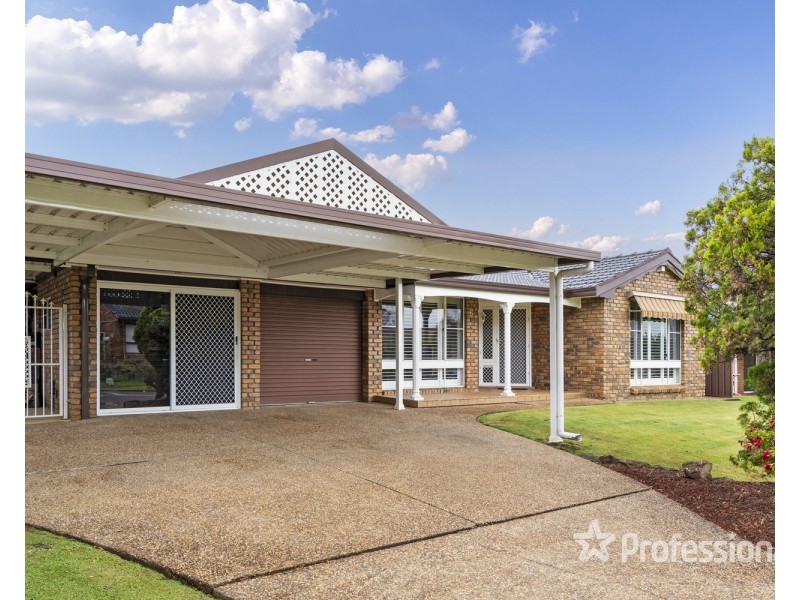 6 Strawberry Road, Casula NSW 2170