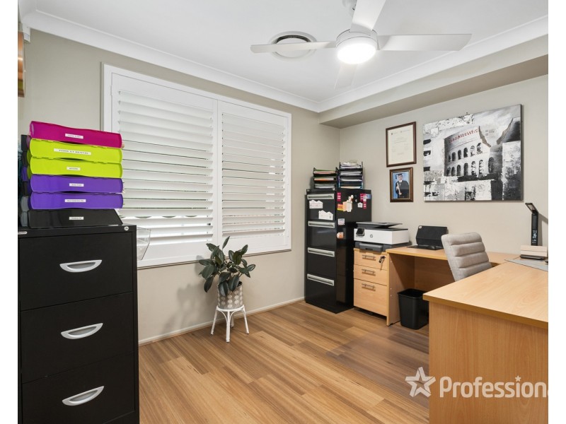 6 Strawberry Road, Casula NSW 2170