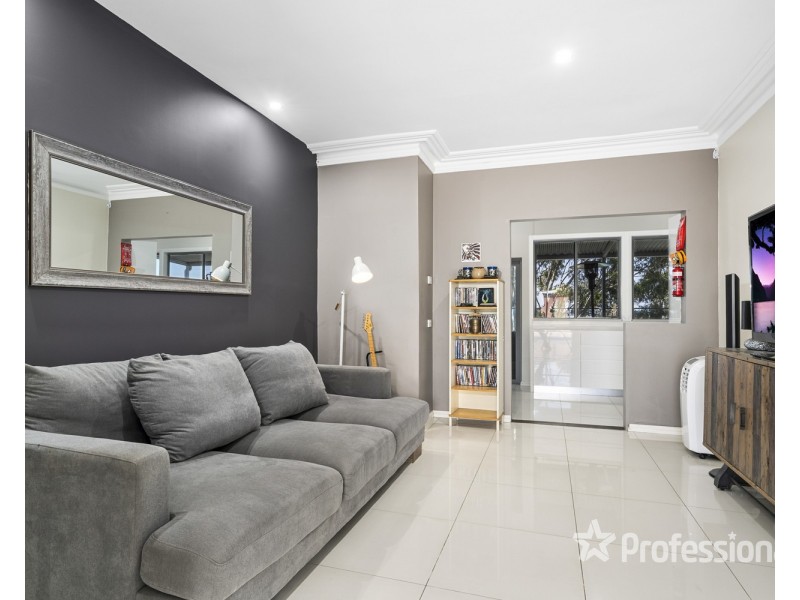 28B Canberra Avenue, Casula NSW 2170