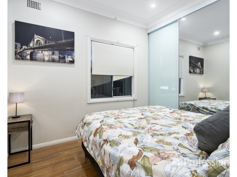 28B Canberra Avenue, Casula NSW 2170