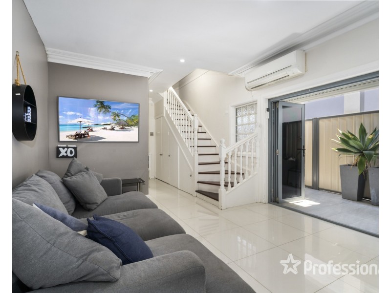 28B Canberra Avenue, Casula NSW 2170