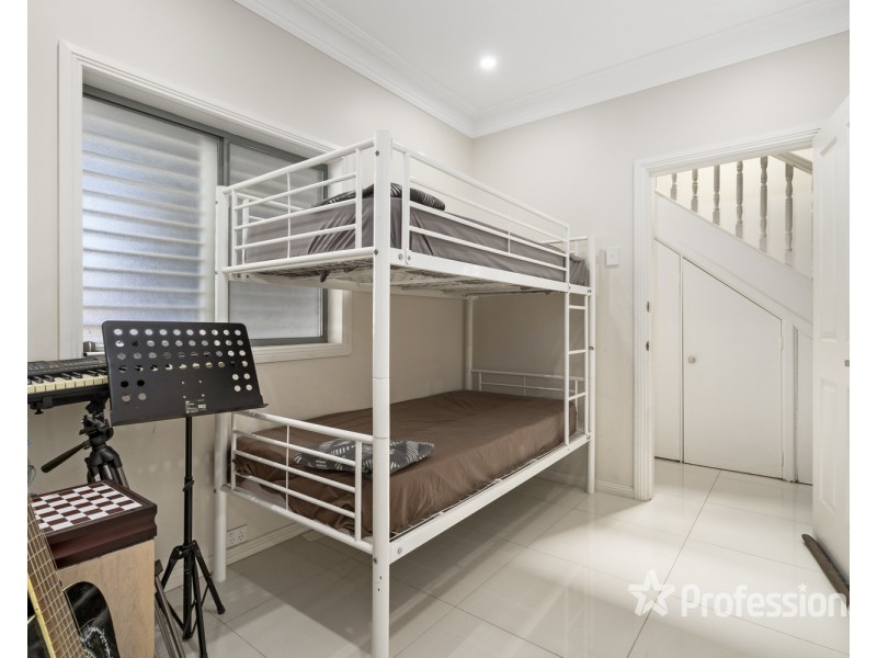 28B Canberra Avenue, Casula NSW 2170