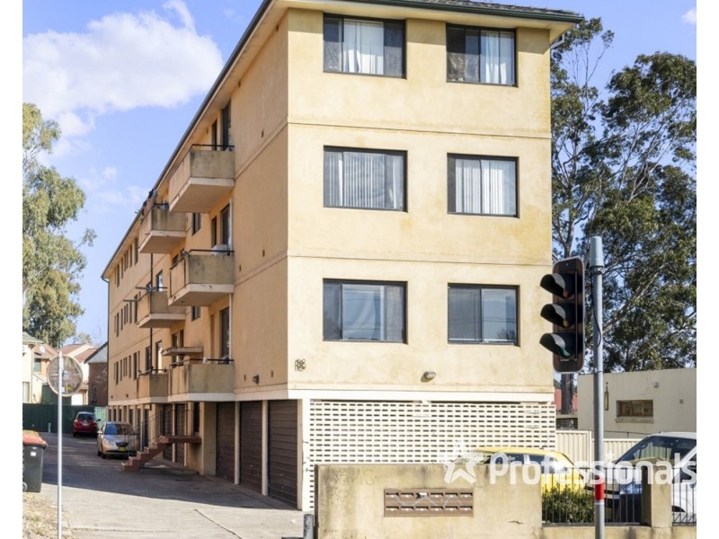 9/118 Elizabeth Drive, Liverpool NSW 2170