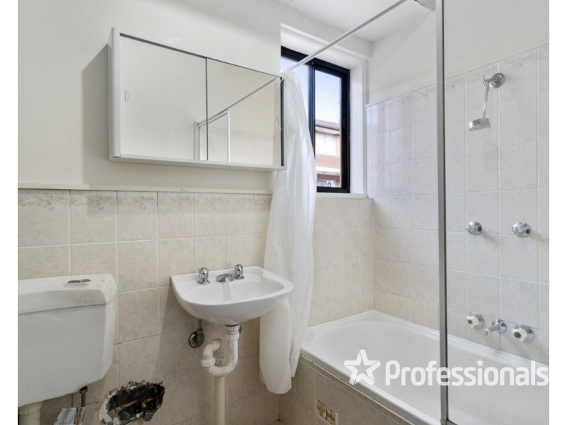 9/118 Elizabeth Drive, Liverpool NSW 2170