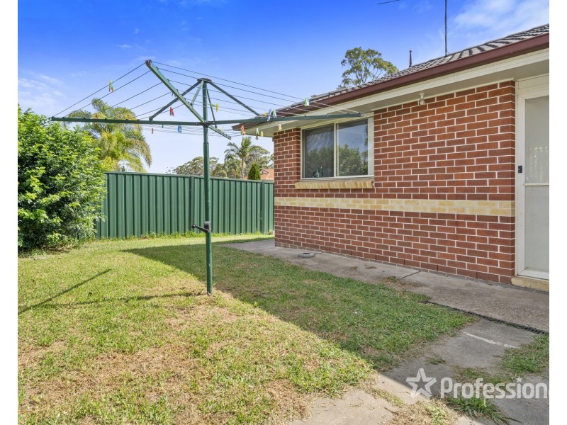 1 Yarra Place, Prestons NSW 2170