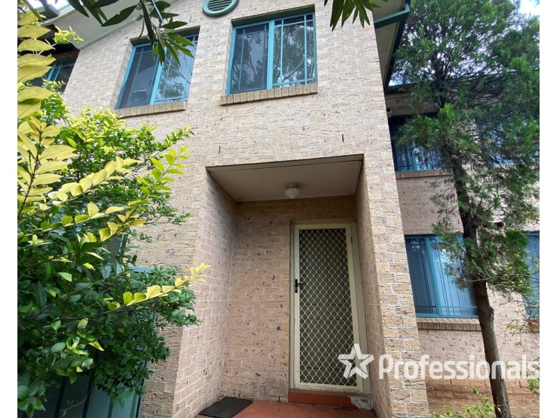 4/91 Box Road, Casula NSW 2170