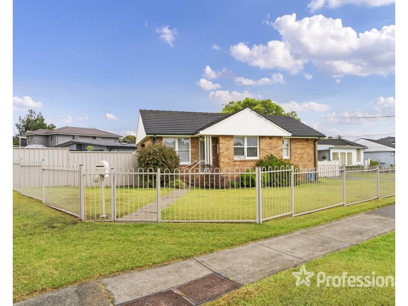 21 Frazer Avenue, Lurnea NSW 2170