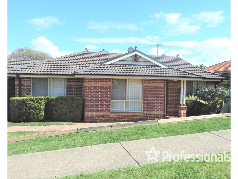 1/182-184 Leacocks Lane, Casula NSW 2170