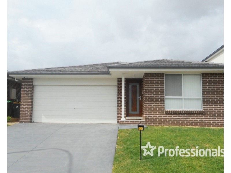 124 Kavanagh Street, Gregory Hills NSW 2557