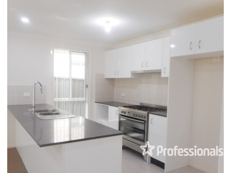 124 Kavanagh Street, Gregory Hills NSW 2557