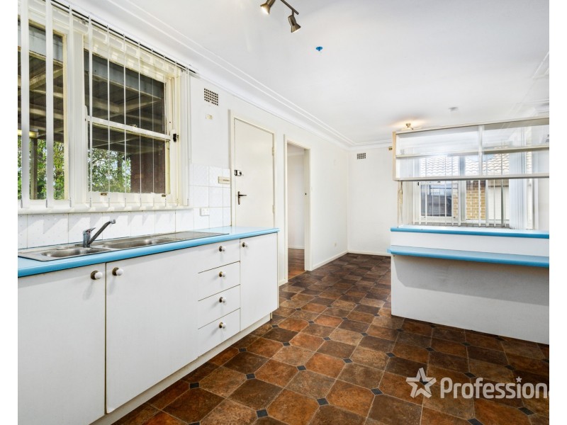 40 Reserve Road, Casula NSW 2170