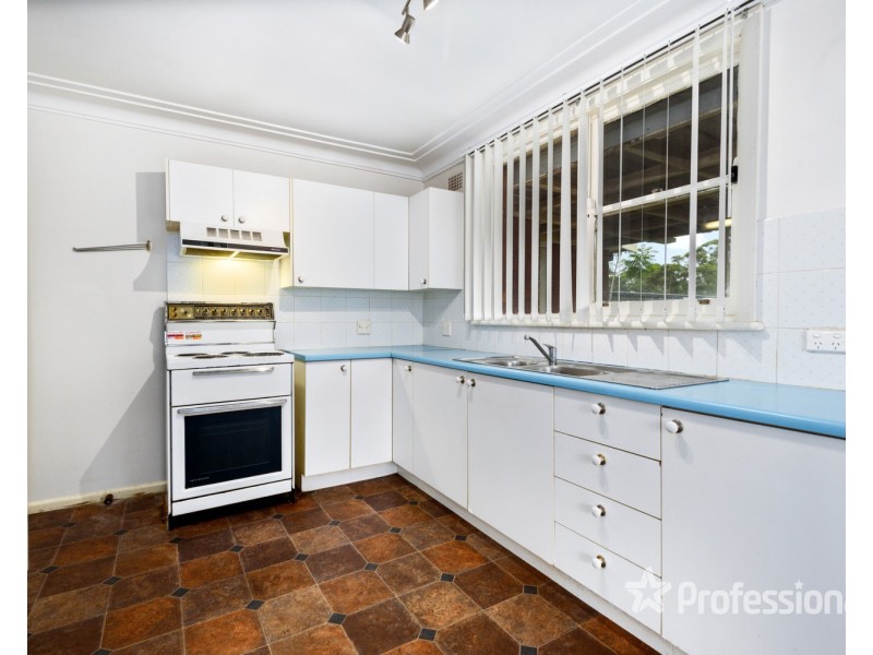 40 Reserve Road, Casula NSW 2170