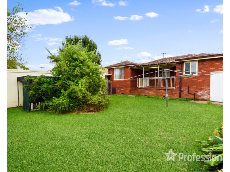 40 Reserve Road, Casula NSW 2170