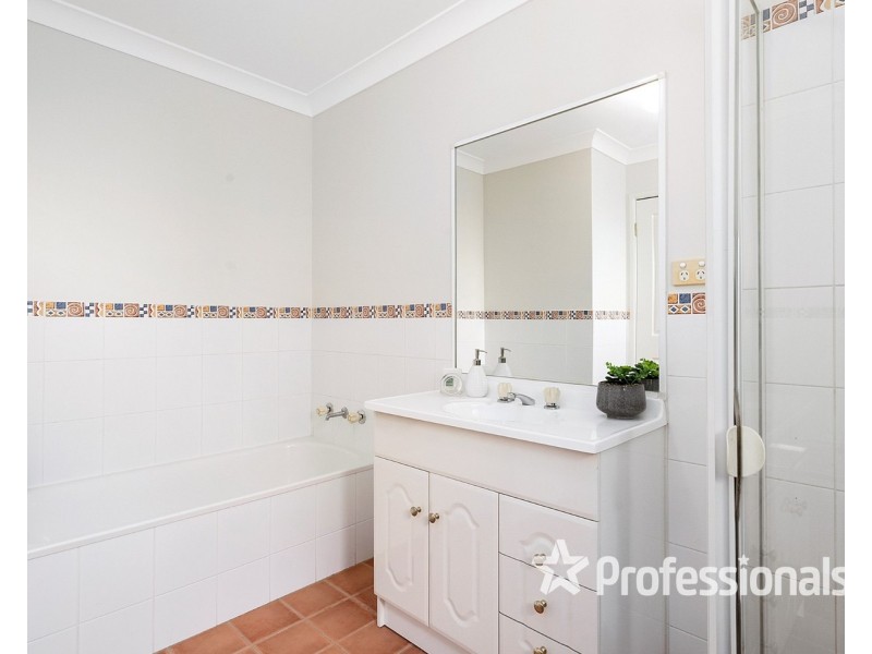 1/12 Pine Road, Casula NSW 2170