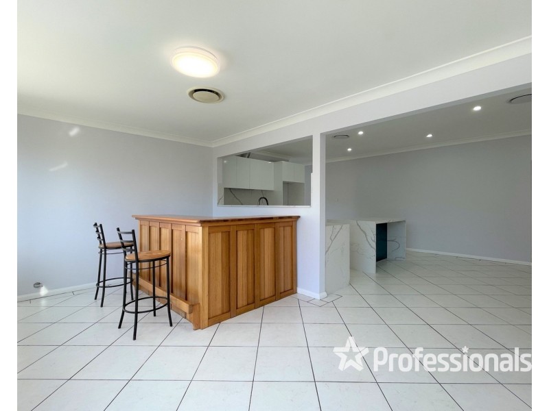 14 Kitson Way, Casula NSW 2170
