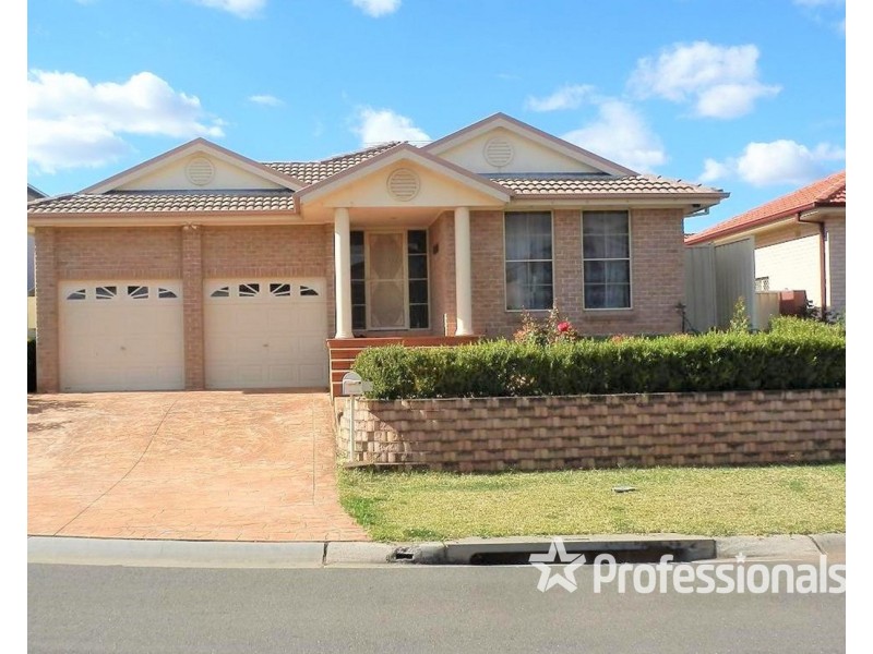 17 Idriess Place, Casula NSW 2170
