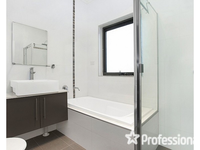 8/72 Hamilton Road, Fairfield NSW 2165