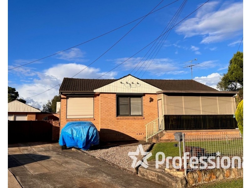 11 Edward Street, Lurnea NSW 2170