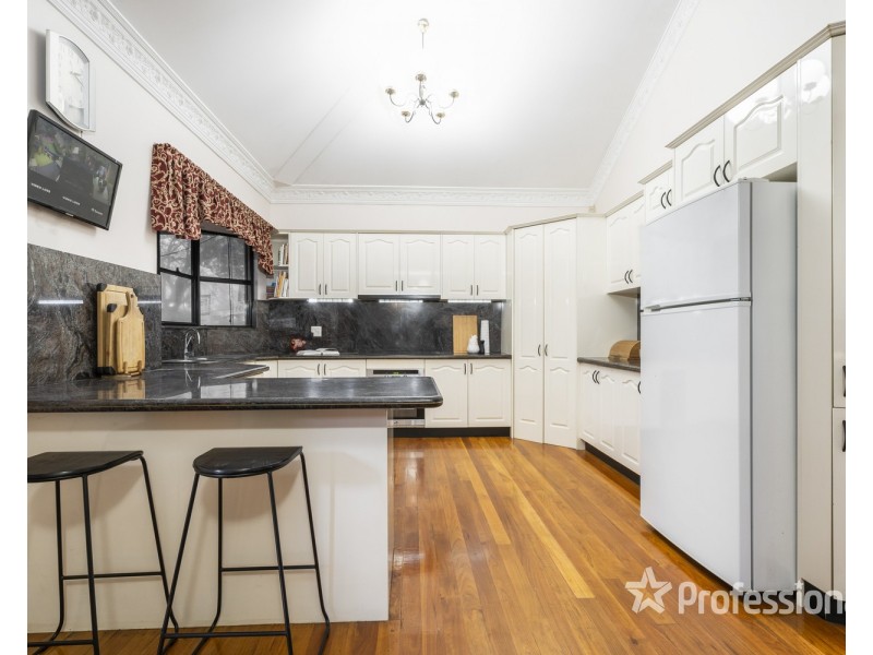 34 Wattle Road, Casula NSW 2170