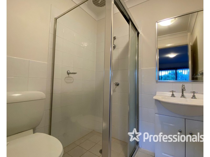 11/10 Yerona Road, Prestons NSW 2170