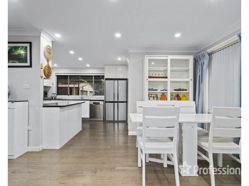 3 Hakea Close, Casula NSW 2170