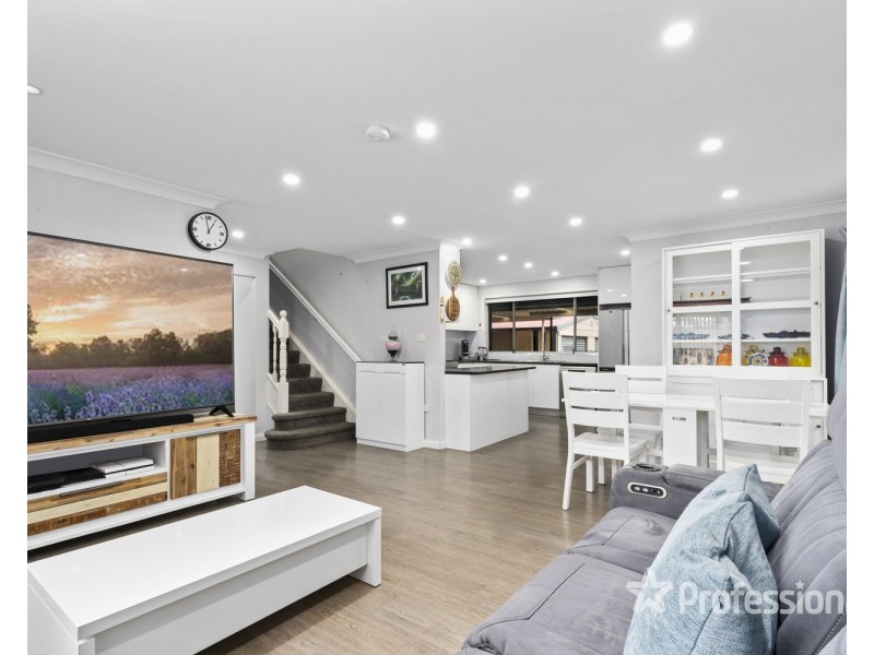 3 Hakea Close, Casula NSW 2170