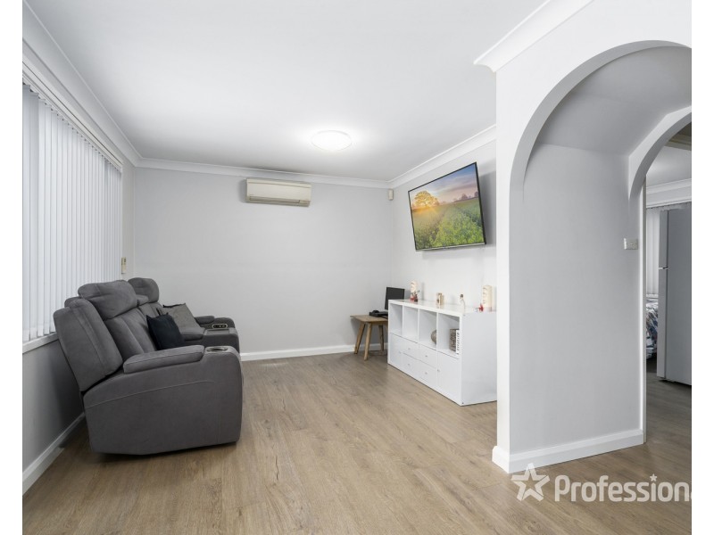 3 Hakea Close, Casula NSW 2170